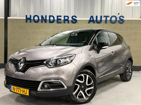 Renault Captur 0.9 TCe Helly Hansen I KEY-LESS I STOELVERWARMING I NAVI I CAMERA I PDC I ALL SEASON 