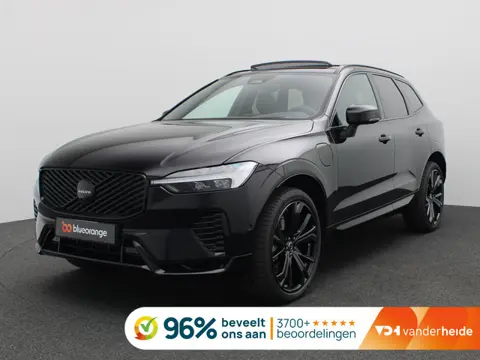 Volvo XC60 2.0 T6 Plug-in hybrid AWD Plus Black Edition 350PK Pano-Schuifdak, Trekhaak, 21" LM Velge