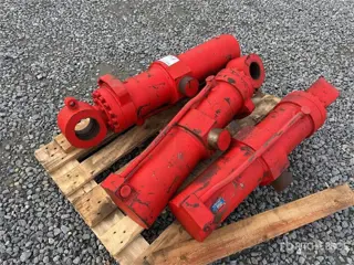 QUANTITY of (3) Vremac Cylinder