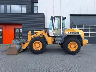 Liebherr L522 (bj 1994)