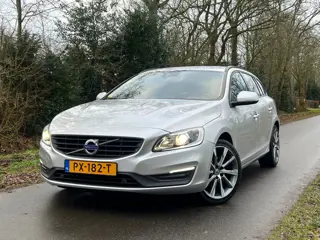 Volvo V60 2.0 D3 Kinetic | '' 131.000 KM'' + Automaat + Navi + Cruise + Trekhaak Nu € 14.950,-!!!