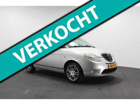 Lancia Ypsilon 1.4-16V Sport Momo Design | Airco | Sportvelgen | Nette auto