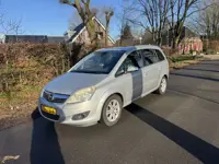 Opel Zafira 2.2 Executive (bj 2009)