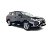 Mitsubishi Outlander 2.4 PHEV Intense (INCL.BTW) *LEATHER-MICROFIBRE | LED-LIGHTS | KEYLESS | CAMERA