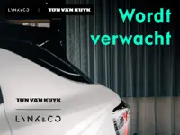 Lynk & Co 01 1.5 / Carplay / Camera / Adaptive Cruise / Panoramadak / Dodehoekdetectie / Stoelverwar
