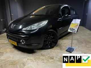 Peugeot 207 1.6-16V T Féline