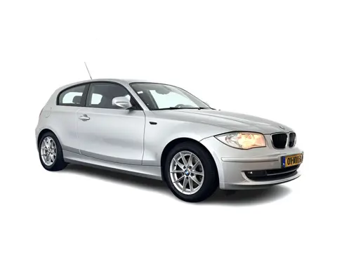 BMW 1-serie 118i Business Line *AIRCO | NAVI | COMFORTSEATS | KEYLESS | TOWBAR | 16''ALU*