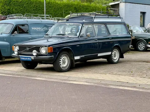 Volvo 145 De Luxe