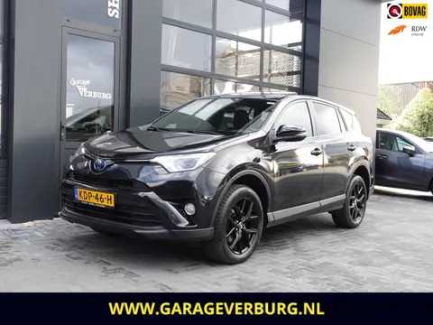 Toyota RAV4 2.5 Hybrid Black Edition (Navi/Carplay,Camera,Cruise,Zonnedak,Leer,Stoelverwarming,PDC,K