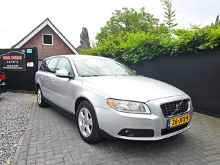 Volvo V70 2.0D Navi Clima Cruise Trekhaak Youngtimer