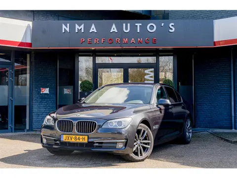 BMW 7-serie 730d xDrive Executive SOFT-CLOSE / KEYLESS & GO / FACELIFT / SPORT STOELEN / ELEKTRISCH 