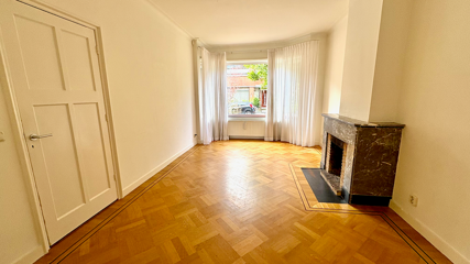 Woning aan de Van der Aastraat te Den Haag