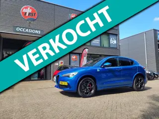 Alfa Romeo Stelvio 2.9 V6 Quadrifoglio| Panoramadak| Harman Kardon| Elektrische stoelen| Alcantara s