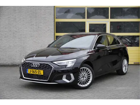 Audi A3 Sportback 30 TFSI 5drs Business edition BJ2020 Lmv 17" | Led | Pdc | Dynamische knipperlicht
