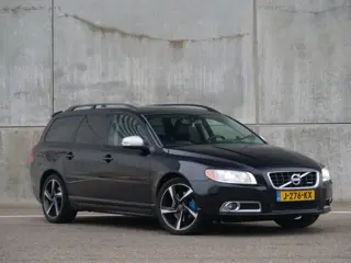 Volvo V70 2.5FT Momentum | R-Design | xenon.. (bj 2010)