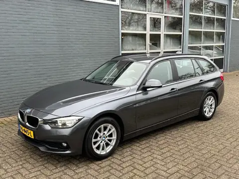 BMW 3 Serie TOURING AUTOMAAT / Meeneemprijs + APK 316d Essential