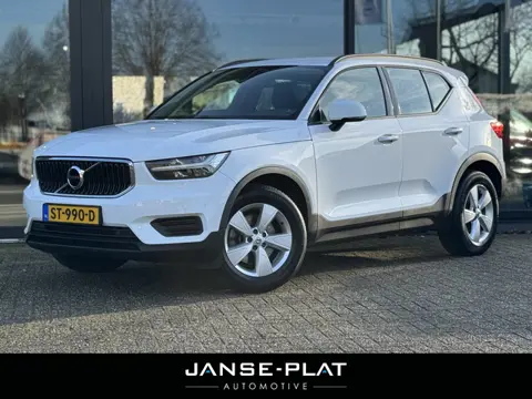 Volvo XC40 2.0 T4 AUT Wegdraaibare trekhaak | Navi |