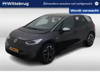 Volkswagen ID.3 First Plus 58 kWh / LED / Navigatie / Achteruitrij camera / 19'' LMV