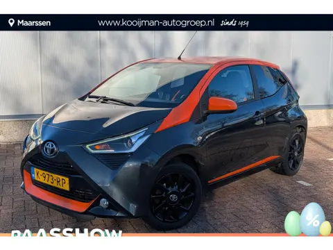 Toyota Aygo 1.0 VVT-i x-JBL Achteruitrijcamera, Navigatie met Apple Carplay & Android Auto, JBL prem