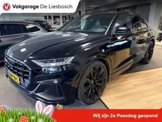 Audi Q8 60 TFSI e quattro Pro Line S Competition / Panoramadak / luchtvering / head-up / 360 camera 