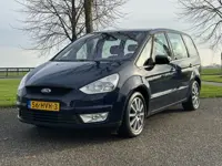 Ford Galaxy 2.0-16V Ghia KOPPAKKING LEK * 7 pers * NAP