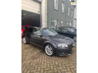 Audi A3 Sportback 1.6 TDI Attraction Advance 5 DEURS NAP