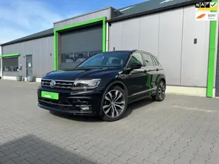 Volkswagen Tiguan 1.5 TSI ACT Highline Business 3X R-line!!! Pano Trekhaak 360 Virtual