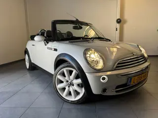 Mini Cooper Cabrio 1.6 Sidewalk automaat / 126000km!