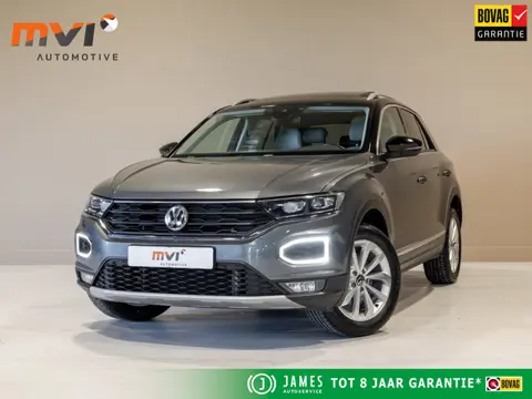 Volkswagen T-Roc 1.5 TSI Style / 150pk / Panorama dak / Lederen bekleding / Achteruitrijcamera / Sto
