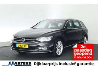 Volkswagen Passat Variant 1.5 TSI 150pk DSG Business HUD Trekhaak Camera Keyless Navigatie Voorruitv