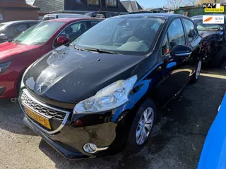 Peugeot 208 1.2 VTi Envy
