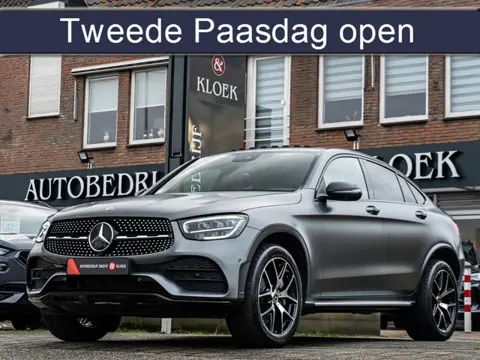 Mercedes-Benz GLC Coupé 300e 4MATIC Premium Plus PANO TREKHAAK 360 CAMERA NIGHT PAKKET TREEPLANKEN E