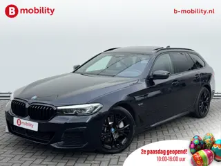 BMW 5 Serie Touring 530e High Executive M-Sport Trekhaak 1700kg NL Auto! | Panoramadak | Adaptive Cr