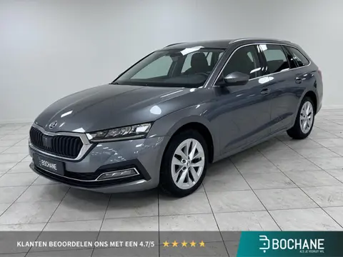 Skoda Octavia Combi 1.5 e-TSI Business Edition Plus NAVIGATIE | PARKEERSENSOREN | VERWARMBARE VOORST