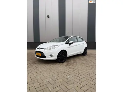 Ford Fiesta 1.25 Titanium | NAP | Distributieriem nieuw | Leer + Stoelverwarming