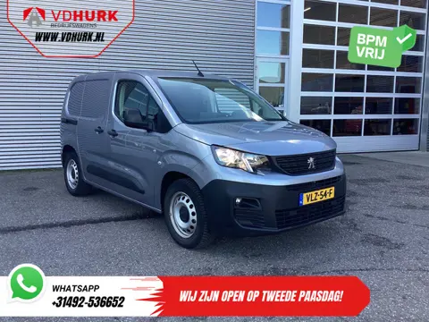 Peugeot e-Partner 50 kWh 280 km WLTP Snellader/ 3 Pers./ Standkachel/ Carplay/ Cruise/ Navi/ PDC/ Tr