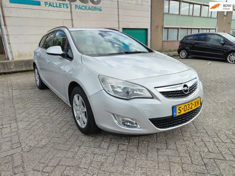 Opel Astra Sports Tourer 1.4 Turbo Edition