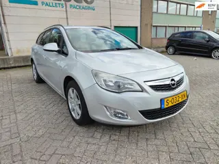 Opel Astra Sports Tourer 1.4 Turbo Edition