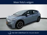 Volkswagen ID.3 Life 58 kWh | Verwarmde stoelen en stuur | App Connect | Navi |