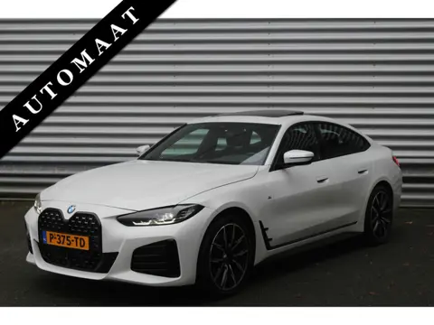 BMW 4-serie Gran Coupé 420i 184pk Business Edition Plus AUTOMAAT Panoramadak NL-Auto NAP