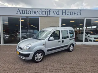 Renault Kangoo 1.6-16V rolstoel auto * mindervalide aangepaste auto * rolstoel klep