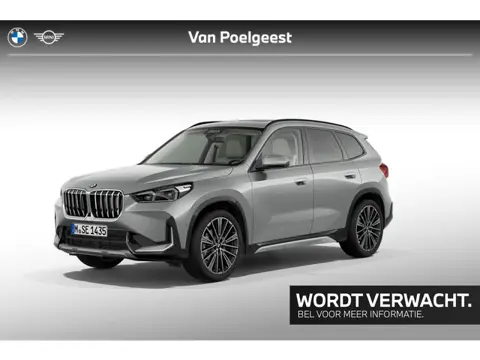 BMW X1 sDrive20i | X Line | Panoramadak | Driving Assistant Professional | Parking Assistant Plus | 