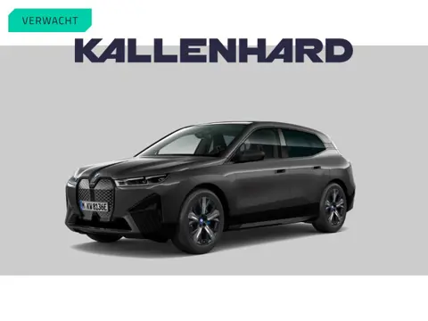 BMW iX xDrive40 - Sportpakket - Pano - Trekhaak - Massage - Lasers - Driving Ass Prof