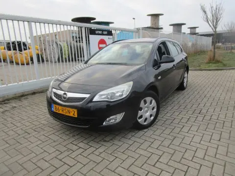 Opel Astra Sports Tourer 1.4 Turbo Edition