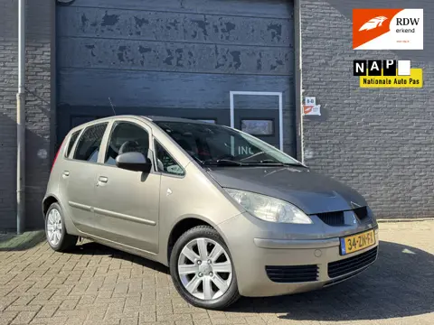 Mitsubishi Colt 1.3 Invite+ Automaat.Airco.Elecpakket.Pdc.LMV!!!!