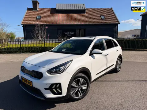 Kia Niro 1.6 GDi Hybrid ExecutiveLine Pano-Schuifdak Leer Navi Camera Led-Xenon