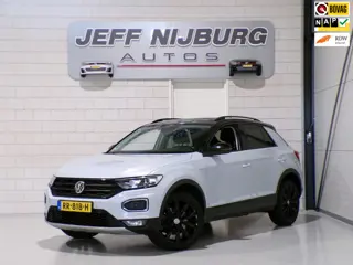 Volkswagen T-Roc 1.0 TSI Style "Origineel NL!" Schuifdak Full-LED Virtual Trekhaak Black-Edition Par