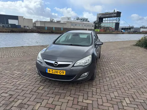 Opel Astra Sports Tourer 1.4 Edition