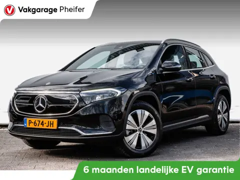 Mercedes-Benz EQA 250 Business Solution Luxury 67 kWh Trekhaak/ Camera/ Elek. achterklep/ Stoelverwa