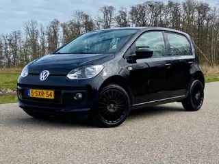 Volkswagen Up! 1.0 move up! Automaat Airco Navigatie Stoelverwarming PDC Cruise Control LMV Perfect 